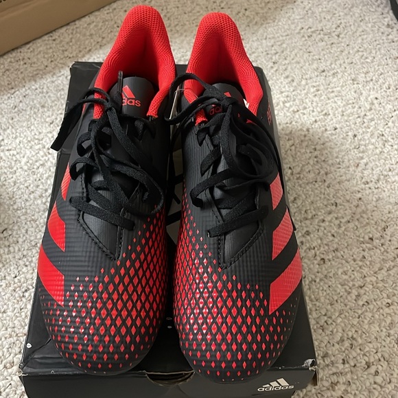 Adidas predator cleats 20.4 - Picture 2 of 6
